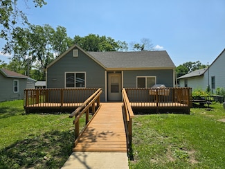 601 Louisiana Ave, Champaign, IL 61820