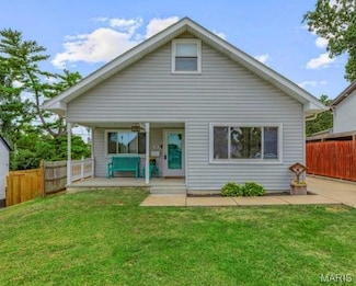 829 N Mill St, Festus, MO 63028