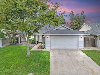 8048 Caymus Dr, Sacramento, CA 95829