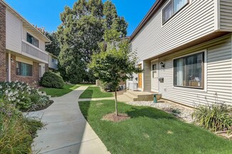 32 Grand Canyon Dr, Madison, WI 53705