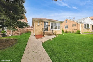 8128 N Odell Ave, Niles, IL 60714