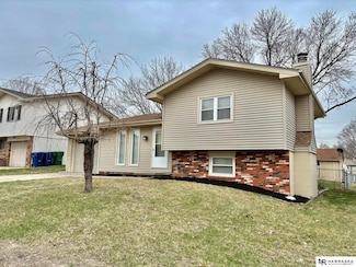 13429 Redwood St, Omaha, NE 68138