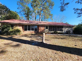 601 S Goodman St, Sparks, GA 31647