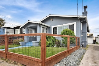 2830 Parker Ave, Oakland, CA 94605