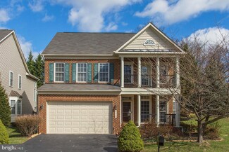 8418 Amanda Place, Vienna, VA 22180