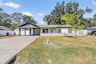 1413 May St, Lutz, FL 33548