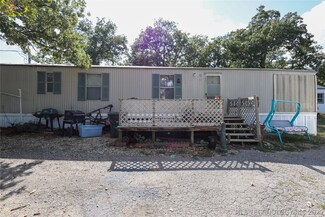 2312 Kickapoo Rd, Sulphur, OK 73086