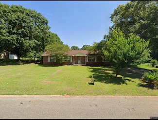 108 Sherwood Ave, Troy, AL 36081