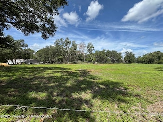 6845 Lumberton Rd, Zephyrhills, FL 33540