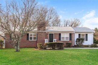 936 Rock Spring Dr, Winston Salem, NC 27105