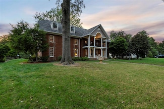 1011 N Ranney St, Sikeston, MO 63801