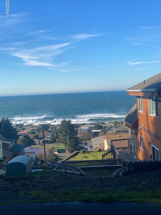 TL 2400 Elk Mountain Rd, Yachats, OR 97498