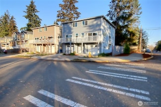 15188 5th Ln S Unit B, Burien, WA 98148