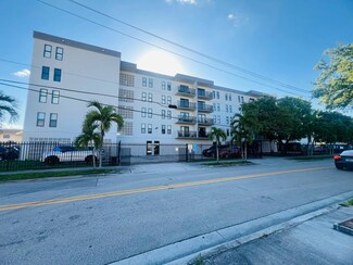 6950 W 6th Ave Unit 212, Hialeah, FL 33014