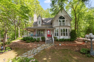 301 Lakeside Dr, Seneca, SC 29672