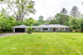 25525 Edgemont Dr, Southfield, MI 48033