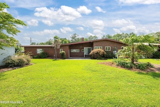 4204 Old Cherry Point Rd, New Bern, NC 28560