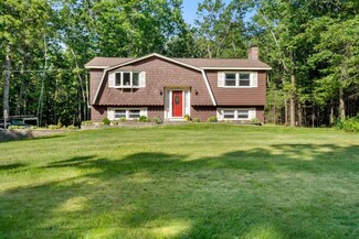 21 Wellesley Dr, Pelham, NH 03076