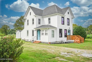 1712 River Rd, Elizabeth City, NC 27909