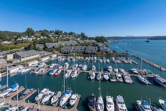1000 SE Bay Blvd Unit M118, Newport, OR 97365
