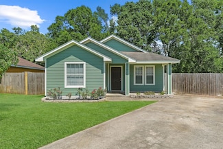 1314 Robert St, Baytown, TX 77521