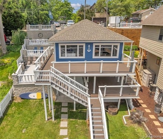 533 Bellevue Ave, Lake Orion, MI 48362