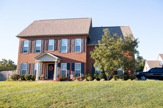 5001 Plum Rose Ln, Knoxville, TN 37918