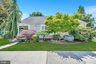 272C Middlebury Ln, Monroe Township, NJ 08831