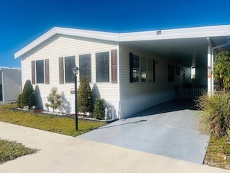 26 Gardenia Ln, Davie, FL 33325