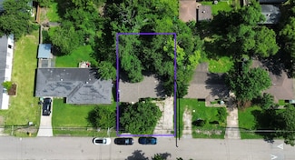 707 E 40th 1/2 St, Houston, TX 77022