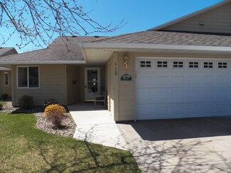 112 7th St N, Cold Spring, MN 56320
