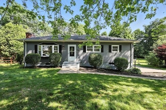 908 Tinkham Rd, Wilbraham, MA 01095