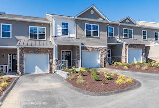 128 Hudson View Terrace, Hyde Park, NY 12538