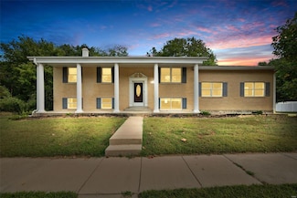 1212 Greenmar Dr, Fenton, MO 63026