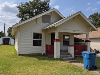 1105 5th St, Pawnee, OK 74058