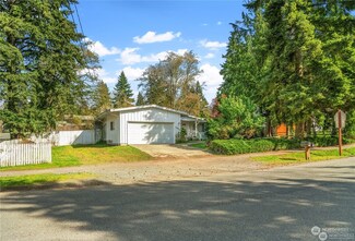 4204 88th Ave SE, Mercer Island, WA 98040