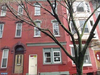 323 N 9th St, Reading, PA 19601