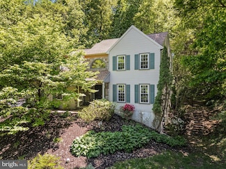 18 Paul Nelms Dr, Downingtown, PA 19335