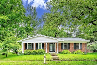 10602 Tioga Ct, Saint Louis, MO 63128