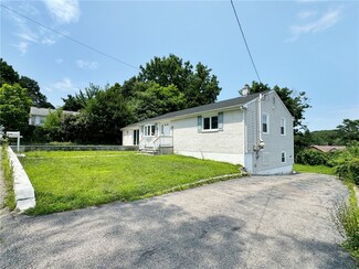2 Michael Ct, Coventry, RI 02816
