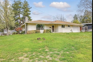 417 Eastwood Dr, Medford, OR 97504