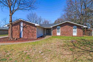 117 Valencia Cir, Centerville, GA 31028