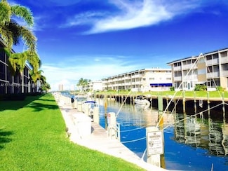 236 Castlewood Dr Unit 1040, North Palm Beach, FL 33408