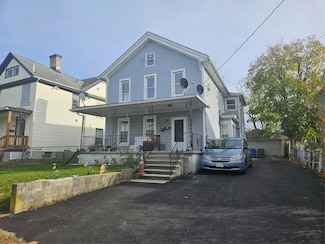 25 Broad St, Middletown, NY 10940