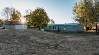 46260 1st Homestead Rd, Burwell, NE 68823