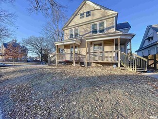 628 W 17th St, Davenport, IA 52803