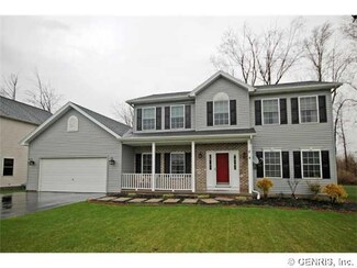 5 Ashview Dr, North Chili, NY 14514
