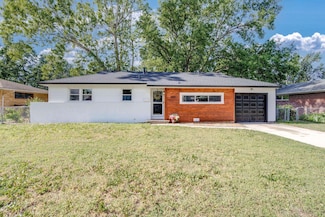 2019 W Columbine Ln, Wichita, KS 67204
