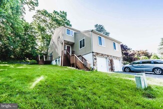 319 Lynley Ln, Newark, DE 19711