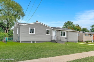 59 Helen Ave, Freehold, NJ 07728